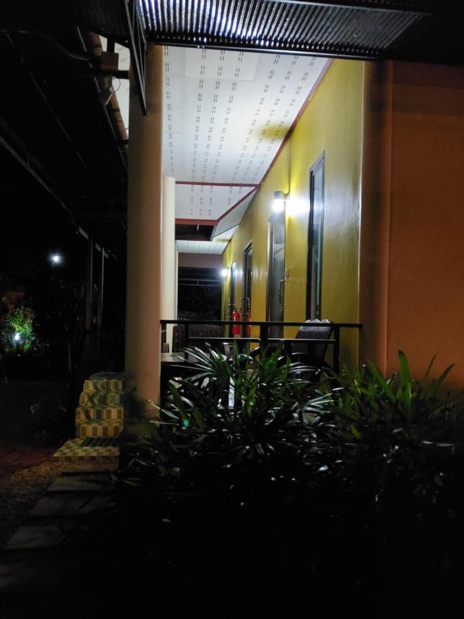 Lanta Lucky House Hotel Koh Lanta Exterior photo