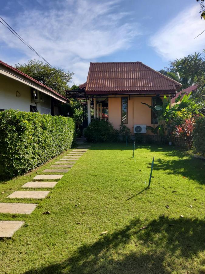 Lanta Lucky House Hotel Koh Lanta Exterior photo